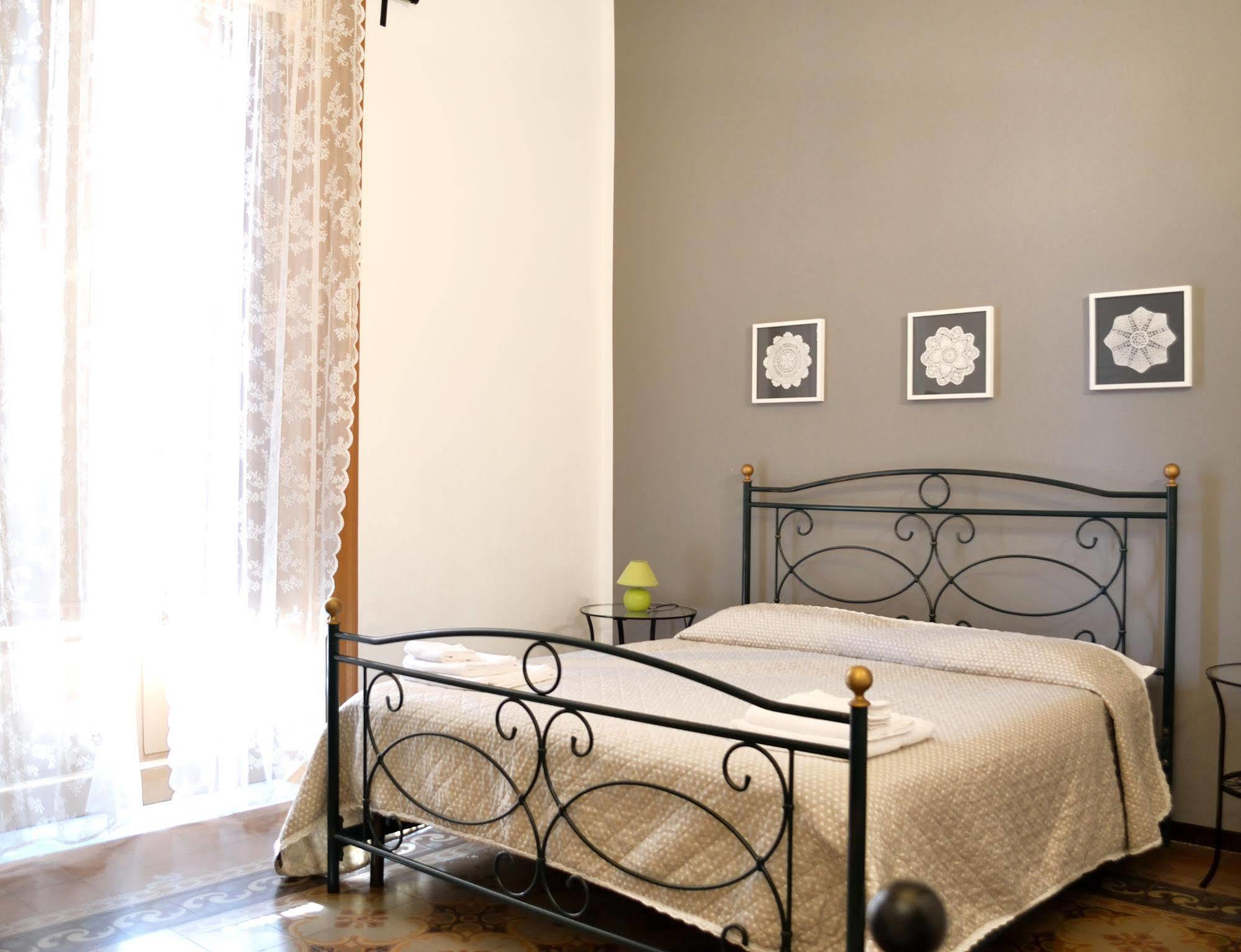 Residenza Di Maggio Bed & Breakfast Palermo Exterior foto